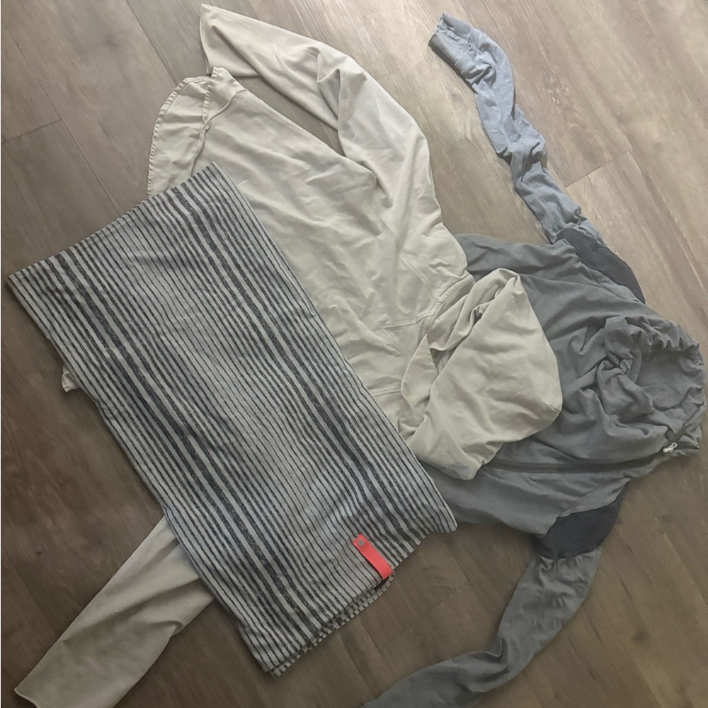 Lululemon long sleeve jacket and pullover hoodie 8